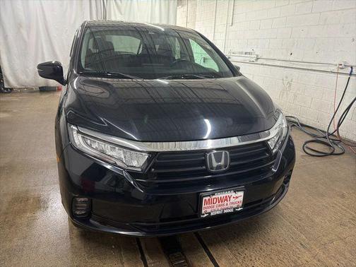 Crystal Black Pearl 2022 Honda Odyssey EX-L