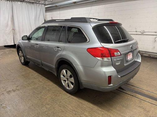 2010 Subaru Outback 2.5 i Limited
