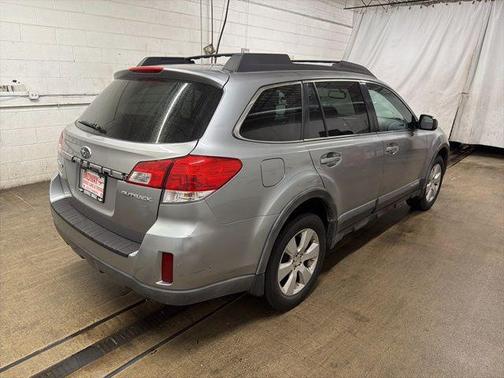 2010 Subaru Outback 2.5 i Limited