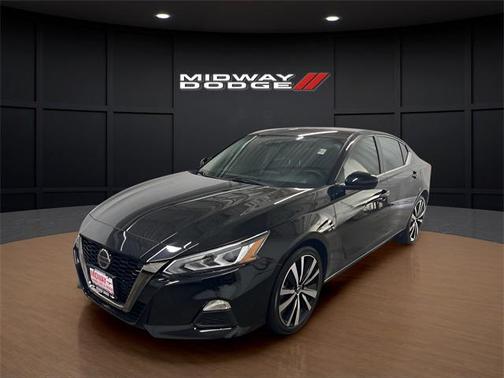 2021 Nissan Altima SR FWD