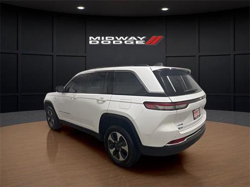 2022 Jeep Grand Cherokee 4xe Base