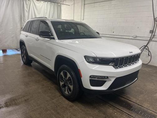 2022 Jeep Grand Cherokee 4xe Base
