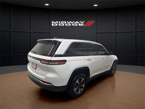 2022 Jeep Grand Cherokee 4xe Base