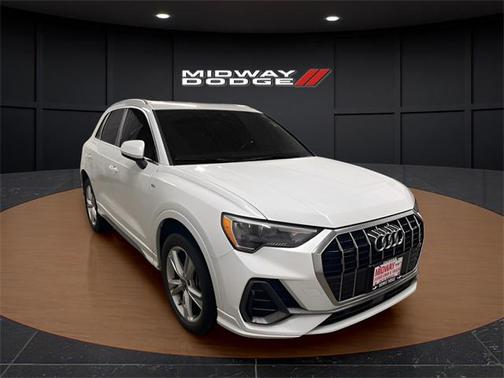 2020 Audi Q3 45 S line Premium