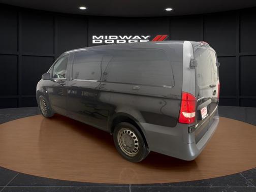 Obsidian Black Metallic 2016 Mercedes-Benz Metris Base