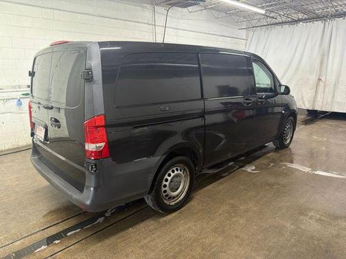 Obsidian Black Metallic 2016 Mercedes-Benz Metris Base