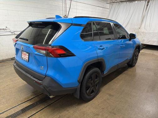 2019 Toyota RAV4 LE