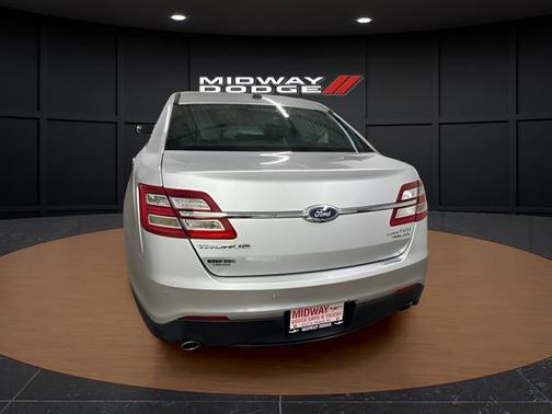 Ingot Silver Metallic 2016 Ford Taurus Limited