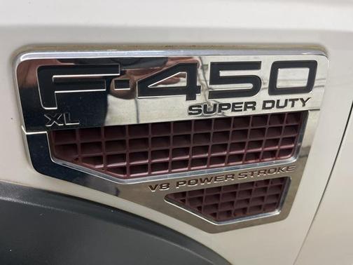 2008 Ford F-450 XLT/Lariat