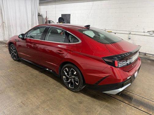 Ultimate red 2024 Hyundai SONATA SEL