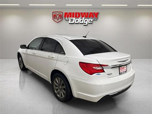 2013 Chrysler 200 Touring