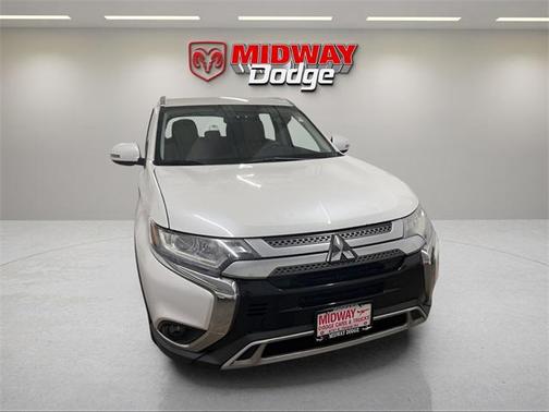 2019 Mitsubishi Outlander SE