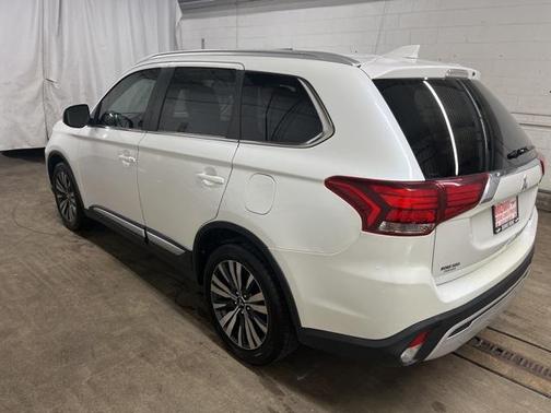 2019 Mitsubishi Outlander SE