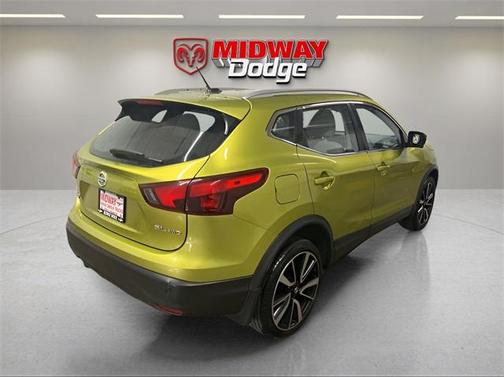 2017 Nissan Rogue Sport SL