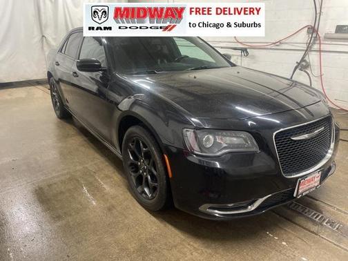 2019 Chrysler 300 S