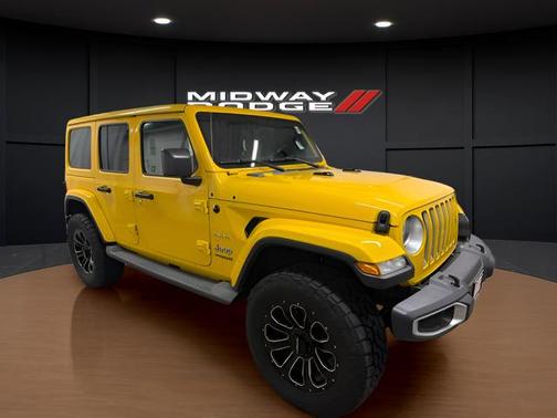 Baja Yellow Clearcoat 2019 Jeep Wrangler Unlimited Sahara