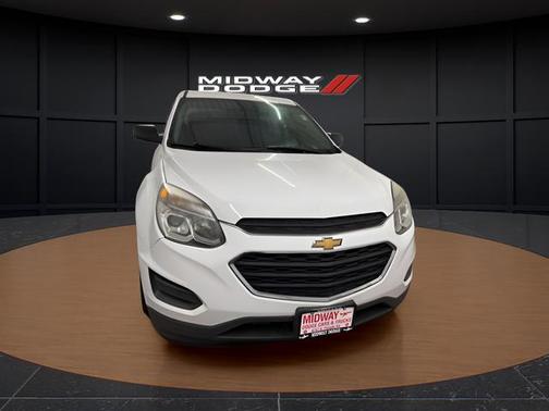 Summit White 2017 Chevrolet Equinox LS