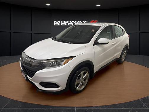 Platinum White Pearl 2022 Honda HR-V LX