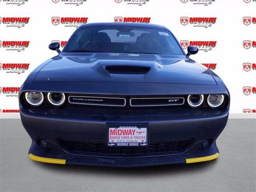 Photo 2 of 25 of 2021 Dodge Challenger GT