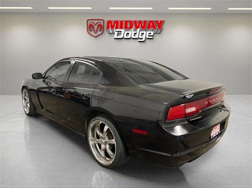 2013 Dodge Charger SE
