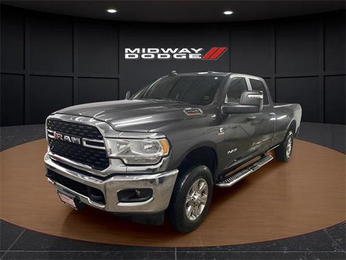 2024 RAM 2500 Big Horn Crew Cab 4x4 8' Box