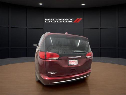 2019 Chrysler Pacifica Touring L