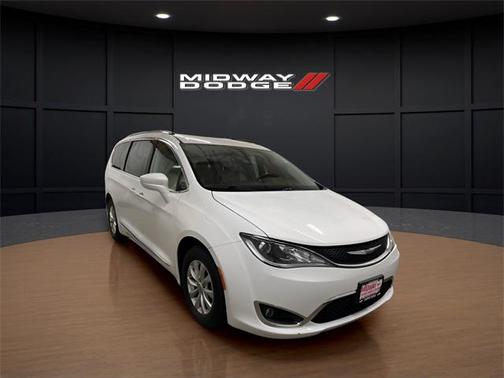 2018 Chrysler Pacifica Touring-L Plus