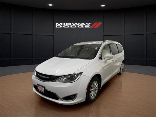 2018 Chrysler Pacifica Touring-L Plus