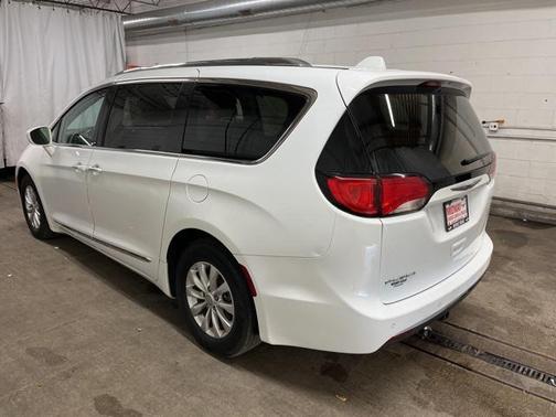 2018 Chrysler Pacifica Touring-L Plus