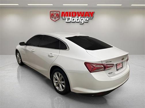 2022 Chevrolet Malibu FWD LT