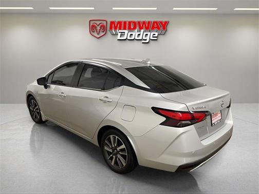2021 Nissan Versa 1.6 SV
