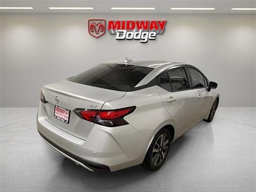 2021 Nissan Versa 1.6 SV