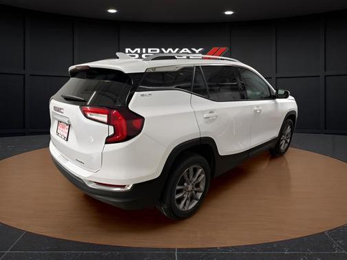 Summit White 2024 GMC Terrain SLT