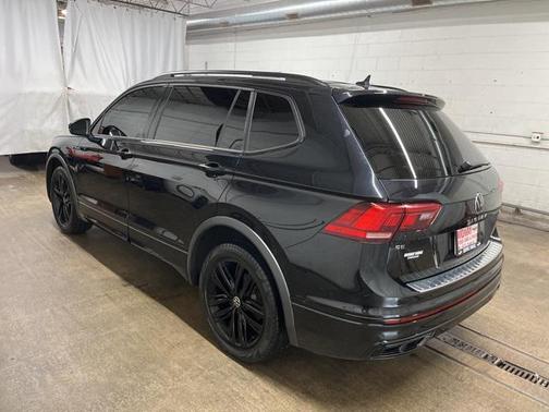 2022 Volkswagen Tiguan 2.0T SE R-Line Black 4MOTION