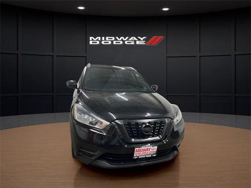 2020 Nissan Kicks SV