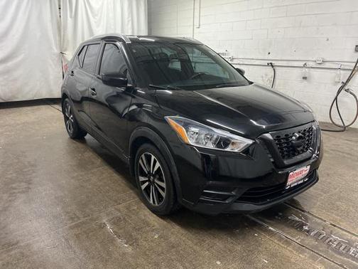 2020 Nissan Kicks SV