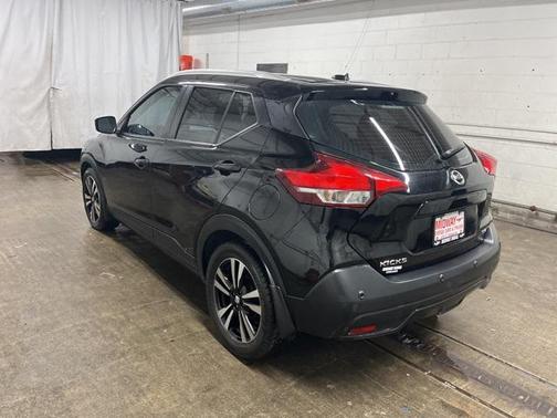 2020 Nissan Kicks SV