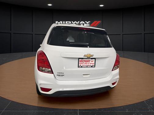 Summit White 2019 Chevrolet Trax LS