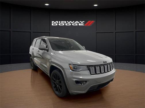 2020 Jeep Grand Cherokee Altitude