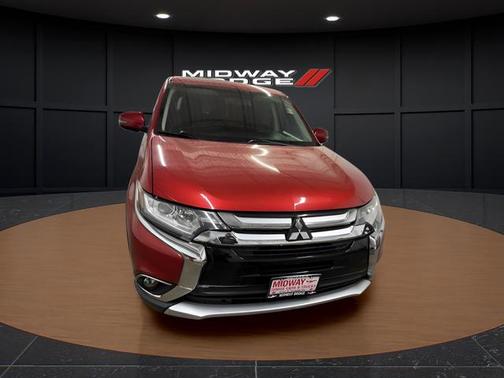 Rally Red Metallic 2018 Mitsubishi Outlander SE