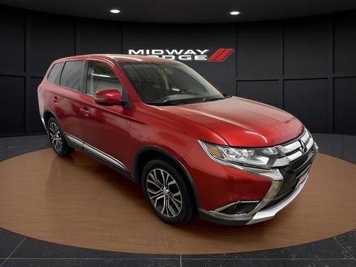 Rally Red Metallic 2018 Mitsubishi Outlander SE