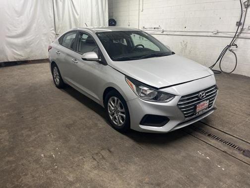 2019 Hyundai Accent SE
