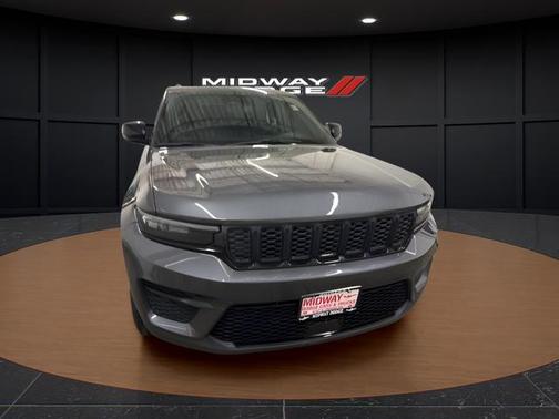Baltic Gray Metallic Clearcoat 2024 Jeep Grand Cherokee Altitude