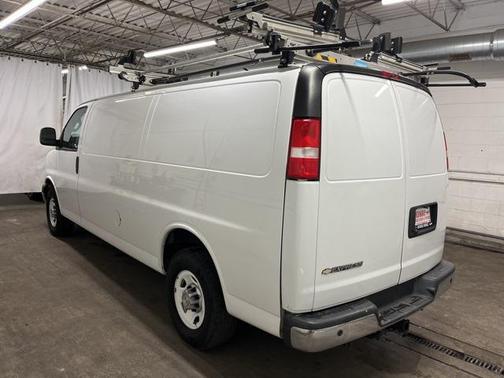2022 Chevrolet Express 2500 RWD 2500 Extended Wheelbase WT