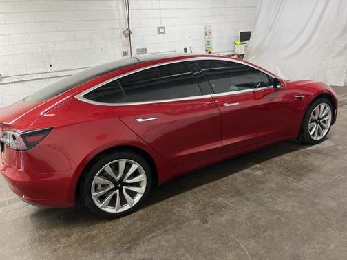 2018 Tesla Model 3 Long Range