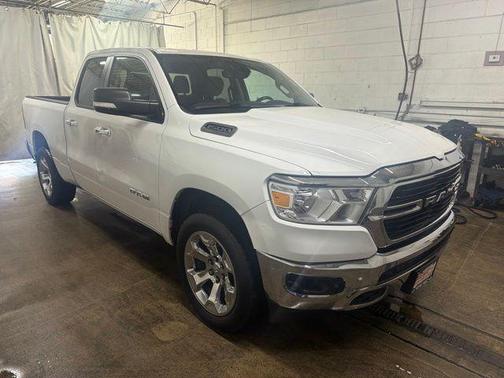 Bright White Clearcoat 2020 RAM 1500 Big Horn/Lone Star