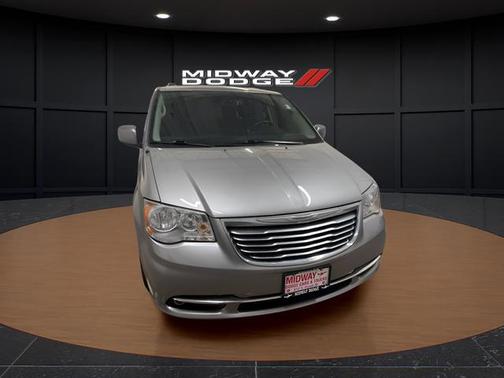 Billet Silver Metallic Clearcoat 2016 Chrysler Town & Country Touring