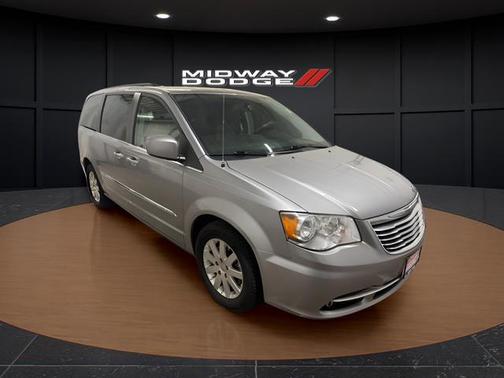 Billet Silver Metallic Clearcoat 2016 Chrysler Town & Country Touring
