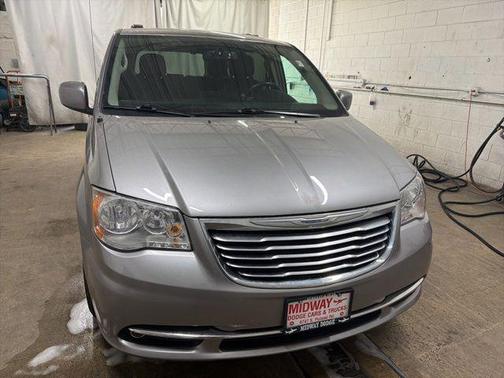 Billet Silver Metallic Clearcoat 2016 Chrysler Town & Country Touring