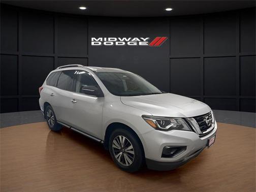 2017 Nissan Pathfinder S